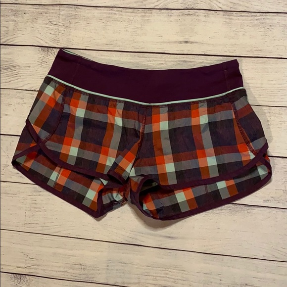Lululemon 🍋 Speed Shorts - Picture 1 of 5